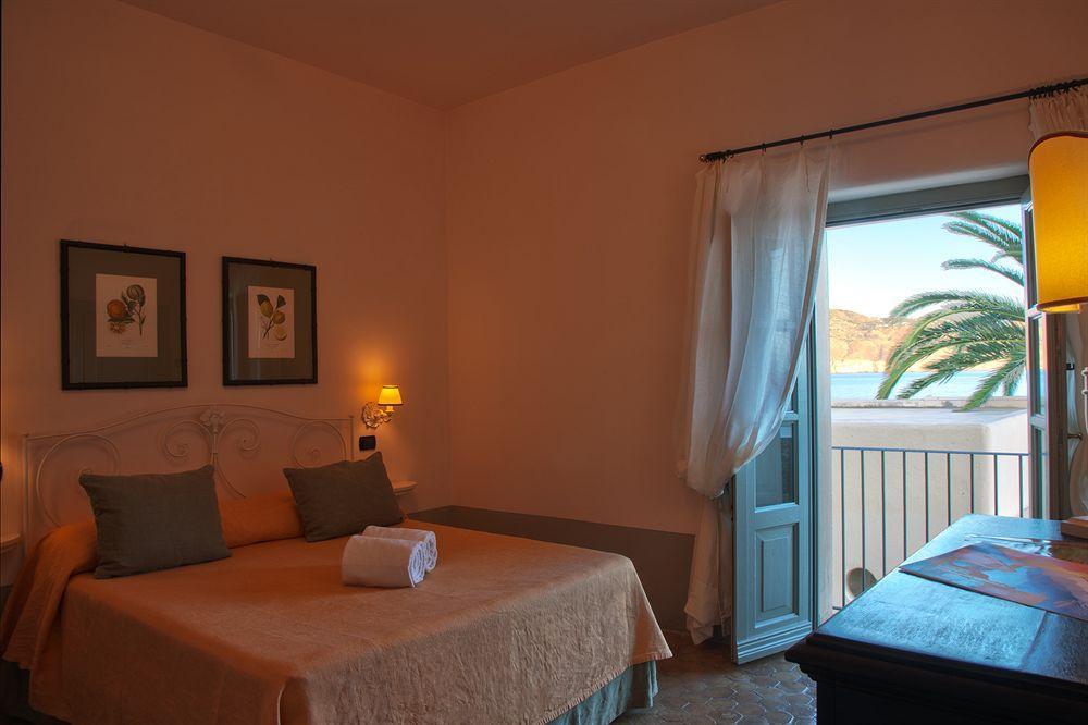 La Salina Hotel Borgo Di Mare Lingua Екстер'єр фото